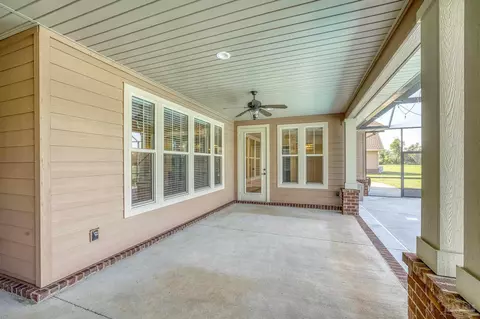 Exterior - 9575 Chumuckla Springs Rd, Jay, FL 32565 photo 8 of 11
