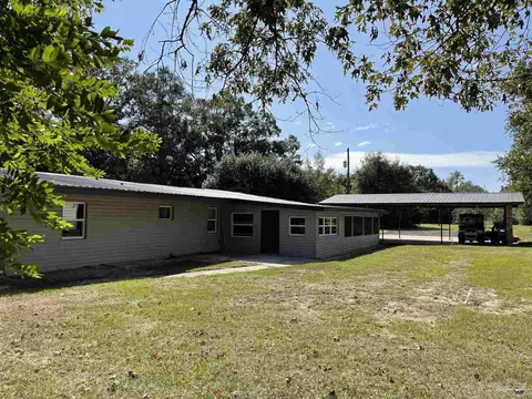 Exterior - 6151 Old Pollard Rd, Jay, FL 32565 photo 5 of 9