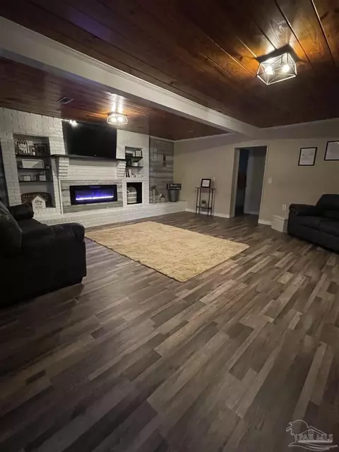 Living - 6151 Old Pollard Rd, Jay, FL 32565 photo 3 of 8