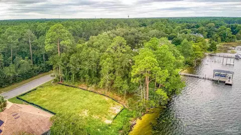 7 C Old Bay Pointe Rd, Milton, FL 32583 photo 8