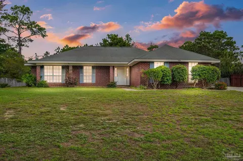 7424 Brewster St, Navarre, FL 32566