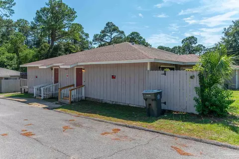 5207 Charbar Dr, Pensacola, FL 32526