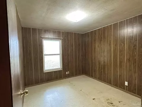 4808 Orleans St, Pace, FL 32571 photo 3