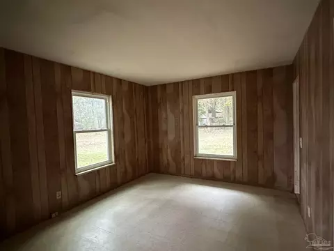 4808 Orleans St, Pace, FL 32571 photo 2