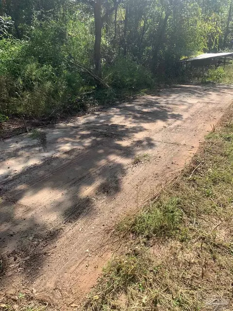 5844 Dixonville Rd, Jay, FL 32565 photo 6