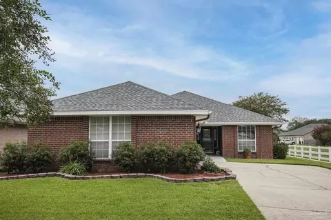 43 Littleton St, Cantonment, FL 32533