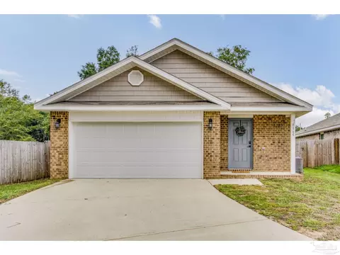 4165 Chickadee St, Milton, FL 32583
