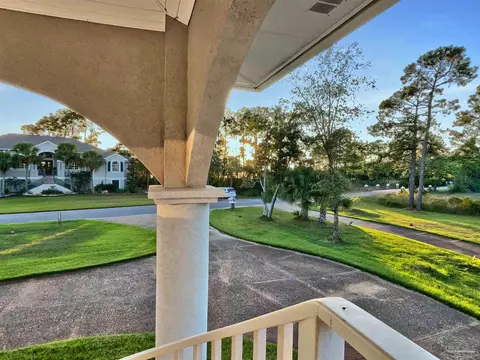 Exterior - 4758 Bayside Dr, Milton, FL 32583 photo 15 of 17