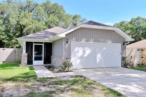 5920 La Rosa St, Pensacola, FL 32526