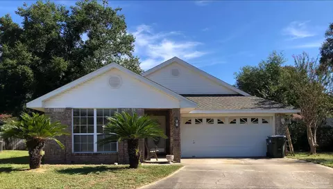12 Reflection Ct, Pensacola, FL 32514