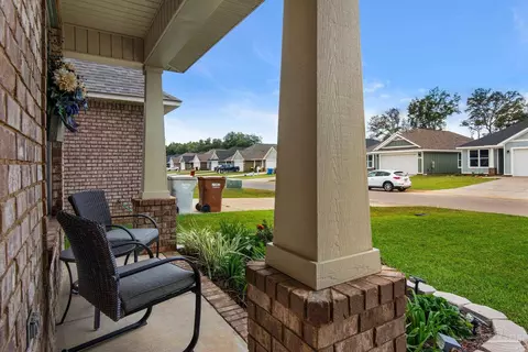 5352 Parkside Dr, Pace, FL 32571 photo 5