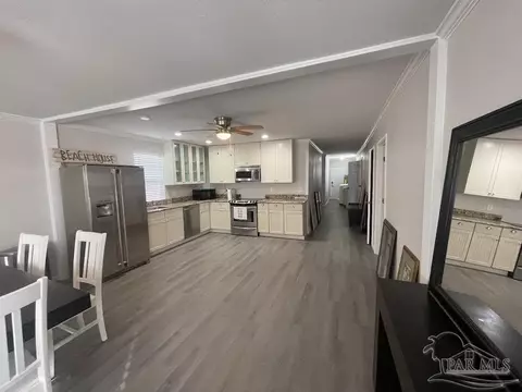 3904 Thornton St, Pace, FL 32571 photo 5