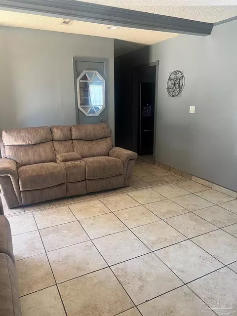 4124 Ironstone Dr, Pace, FL 32571 photo 3
