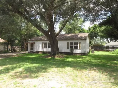 112 Beech St, Pensacola, FL 32506