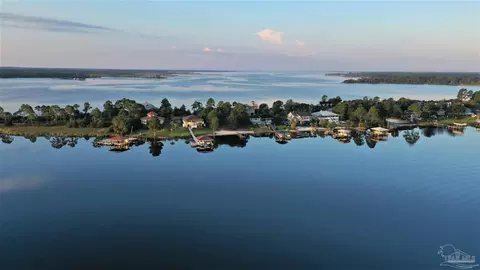 7803 Siesta Cv, Milton, FL 32583 photo 48