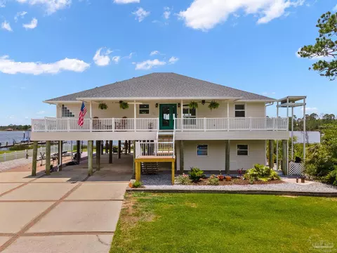 7803 Siesta Cv, Milton, FL 32583