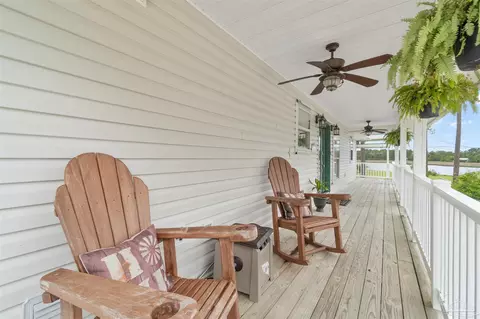 7803 Siesta Cv, Milton, FL 32583 photo 6