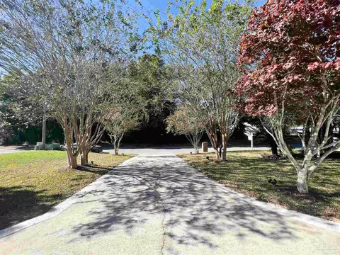 4814 Timber Ridge Dr, Pace, FL 32571 photo 5