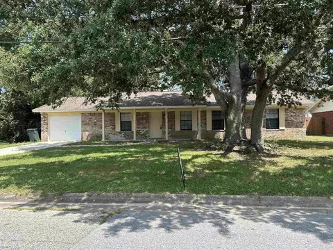 10818 Oak Valley Dr, Pensacola, FL 32506