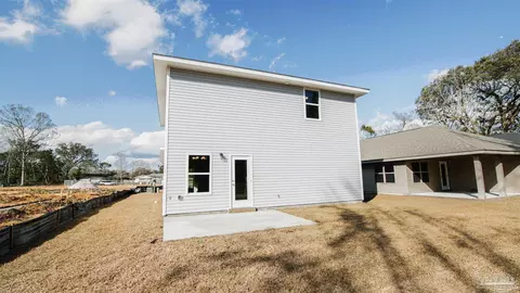 1724 Leigh Loop #17D, Cantonment, FL 32533