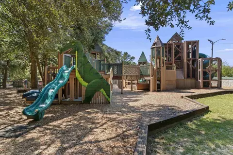 3912 Deerwood Cir, Pace, FL 32571 photo 37