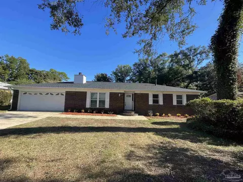 4850 Woodcliff Dr, Pensacola, FL 32504