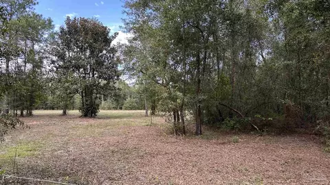 6140 Clear Creek Rd # B, Milton, FL 32570