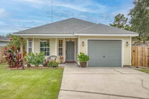 2061 Bright Water Dr, Gulf Breeze, FL 32563