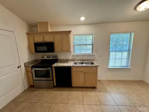 4496 Edgewood Dr, Milton, FL 32583 photo 12