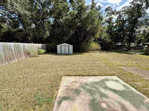 4496 Edgewood Dr, Milton, FL 32583 photo 6