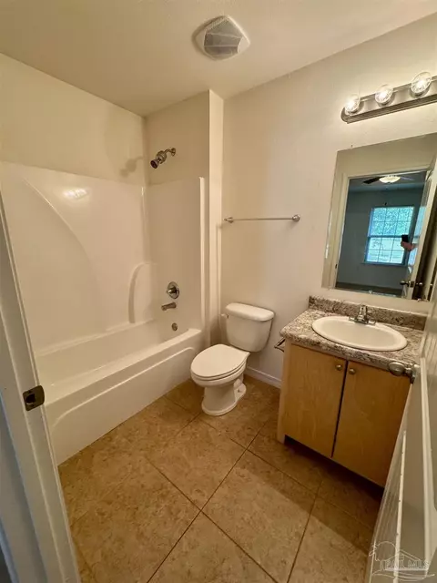 4496 Edgewood Dr, Milton, FL 32583 photo 8