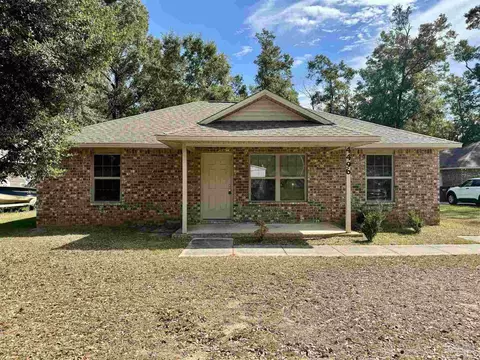 4496 Edgewood Dr, Milton, FL 32583 photo 2