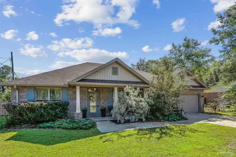 5200 Richardson St, Milton, FL 32570