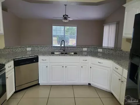 659 Griswold Rd, Jay, FL 32565 photo 4