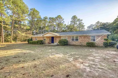 5553 Willard Norris Rd, Milton, FL 32570