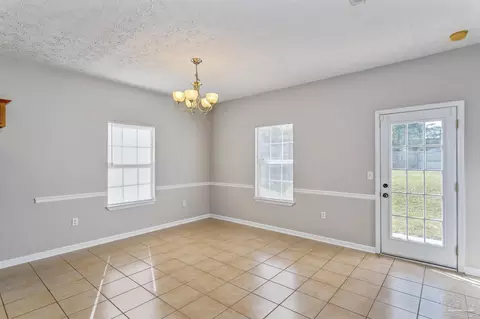 2484 S Lakeview Dr, Crestview, FL 32536 photo 8