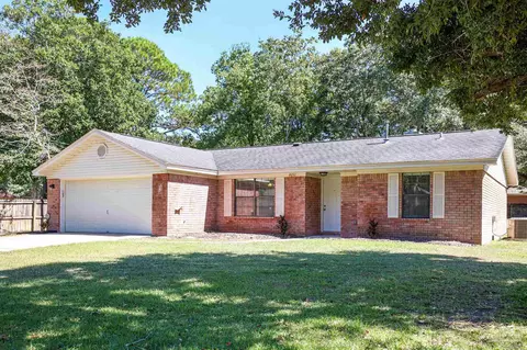 7692 Charter Oaks Dr, Pensacola, FL 32514