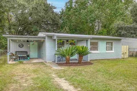 13 Randolph Dr, Pensacola, FL 32506