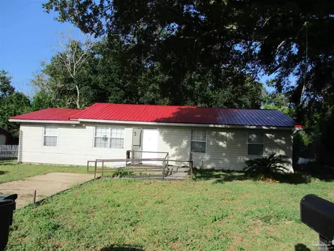 7531 Weaver Dr, Pensacola, FL 32534