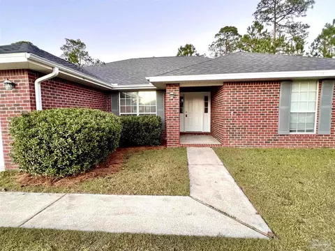 4830 Ribault Ln, Milton, FL 32570 photo 2