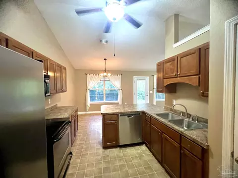 4830 Ribault Ln, Milton, FL 32570 photo 11