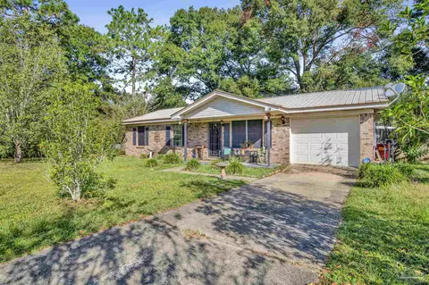 6547 Kennington Cir, Milton, FL 32570