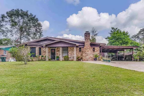 6561 Sellers Dr, Milton, FL 32570