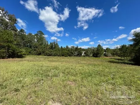 125 Block Upton Rd, Century, FL 32535