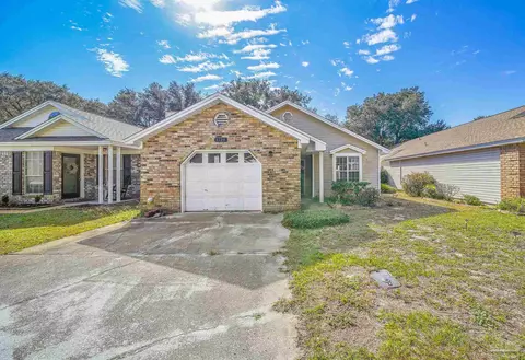 1129 Nestling Ct, Gulf Breeze, FL 32563