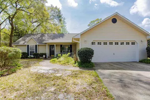 2757 Chickering Rd, Pensacola, FL 32514
