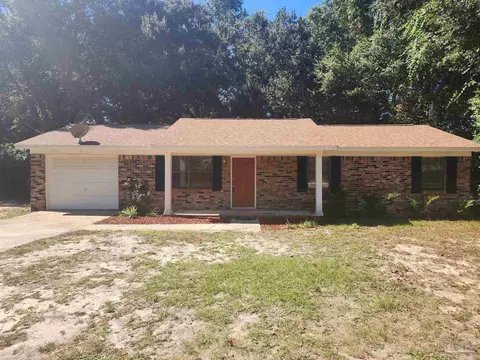 4839 Lynn Dr, Pace, FL 32571 photo 1