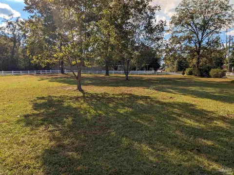 1410 Aaron Baker Rd, Baker, FL 32531 photo 4