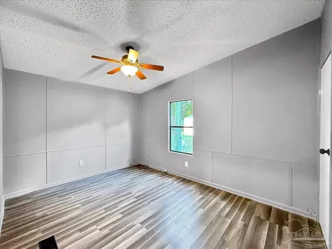 4477 Edgewood Dr, Milton, FL 32583 photo 21
