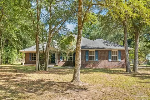 6034 Running Deer Rd, Milton, FL 32570